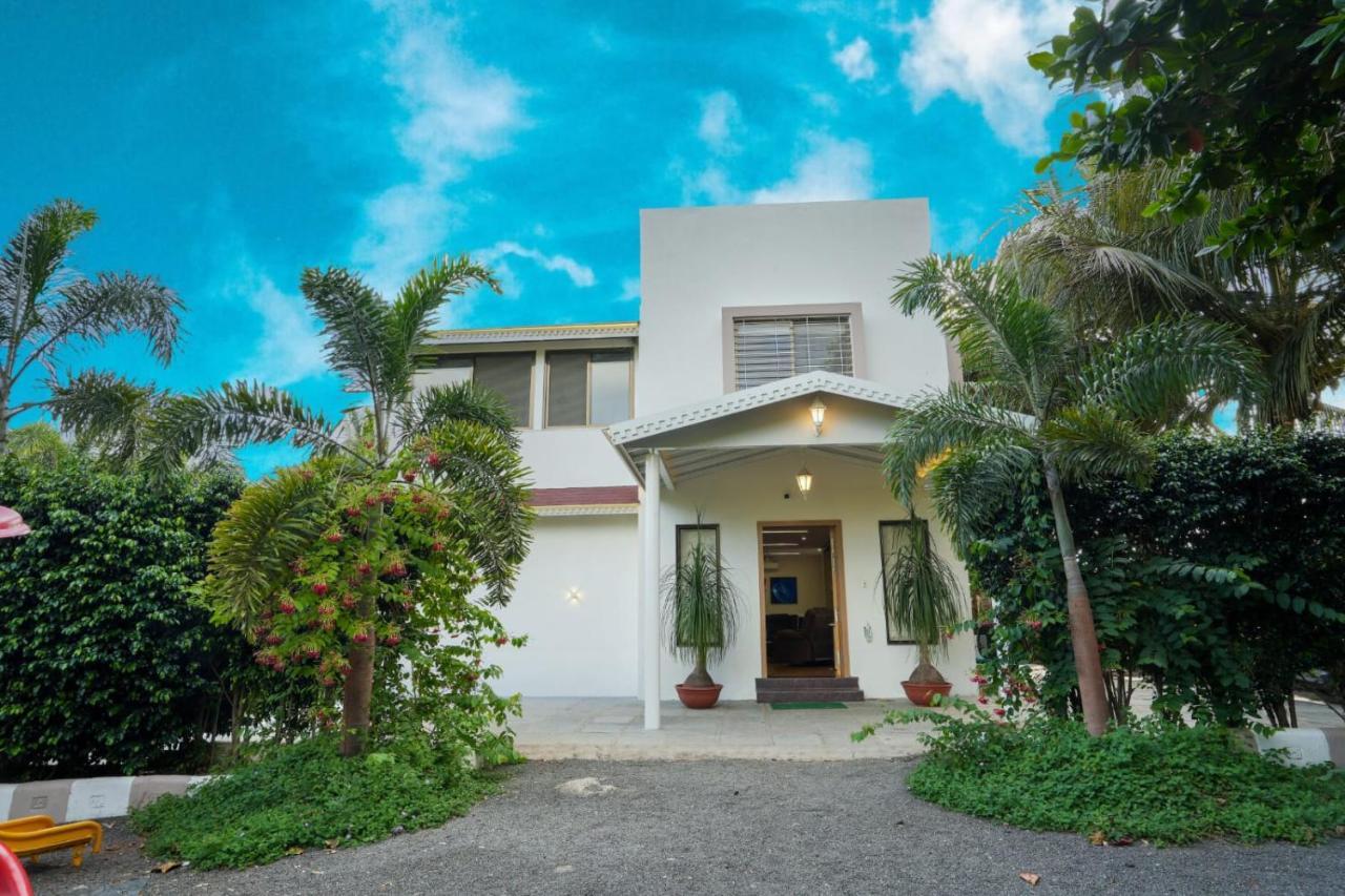 White Coco House 4Bhk Villa Nashik Ngoại thất bức ảnh